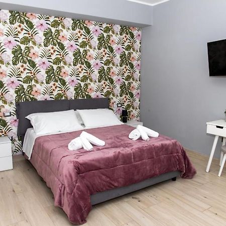 Bed and Breakfast Le Stanze Di Dalia à Crotone Extérieur photo