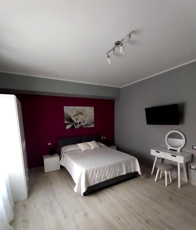 Bed and Breakfast Le Stanze Di Dalia à Crotone Extérieur photo