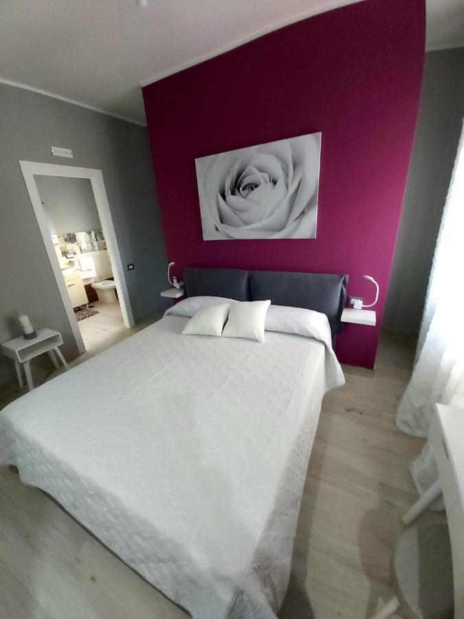 Bed and Breakfast Le Stanze Di Dalia à Crotone Extérieur photo